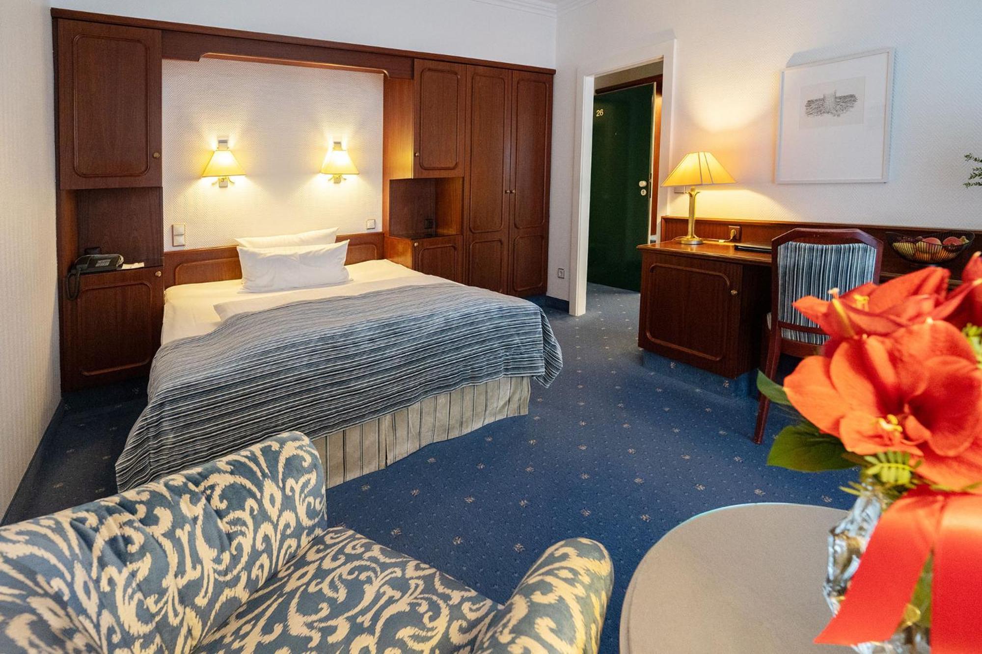 Bernstein Hotel Villa Kastania Berlin Phòng bức ảnh