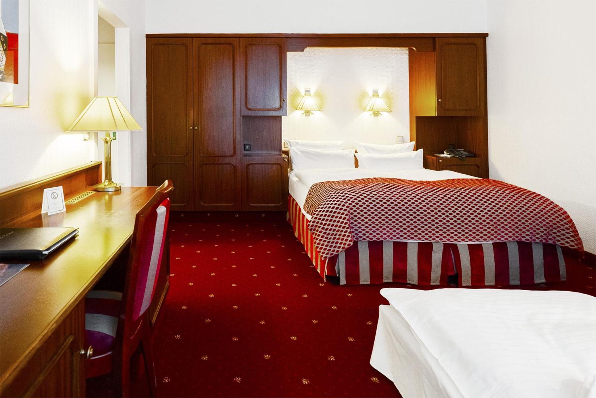 Bernstein Hotel Villa Kastania Berlin Phòng bức ảnh